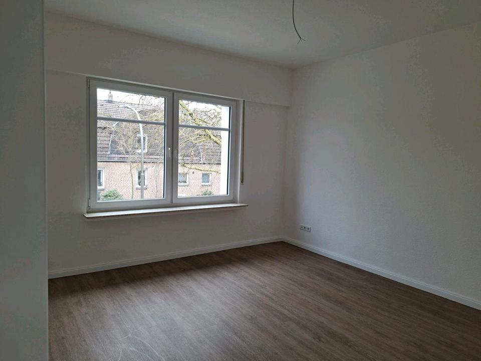 Thumbnail-Kernsanierte 3 ZKB Terrasse in Herford zum 01.06.26 zu vermieten