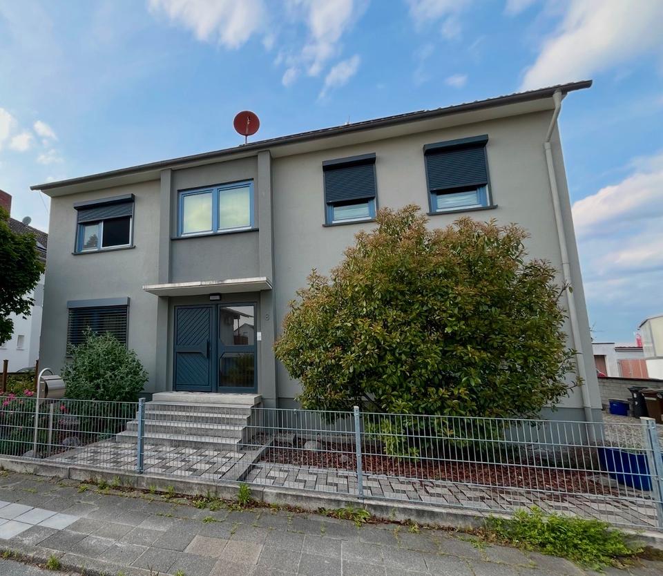 Thumbnail-Frisch renovierte 4 Zimmer Wohnung 115m2 in Bürstadt