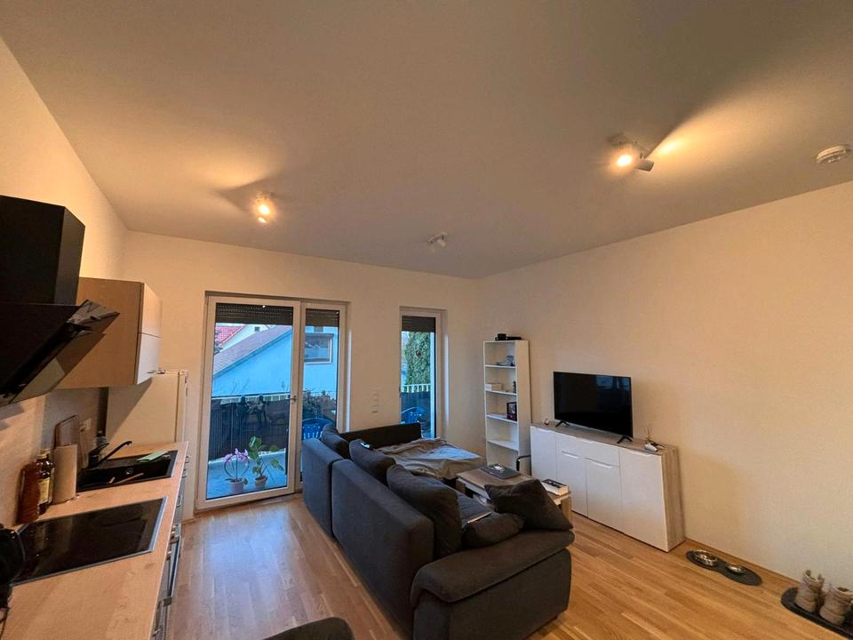 Thumbnail-2 Raumwohnung mit EBK zum 01.04. abzugeben