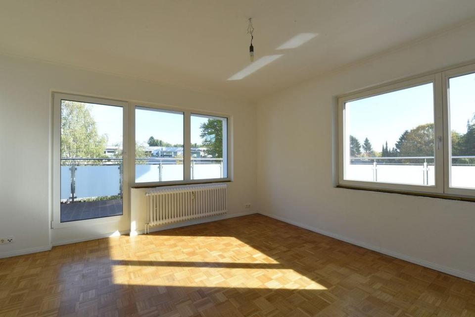Thumbnail-Schöne, geräumige zwei Zimmer Penthouse Wohnung