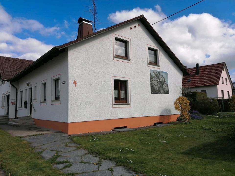 Thumbnail-Doppelhaushälfte mit großem Garten in 72477 Schwenningen