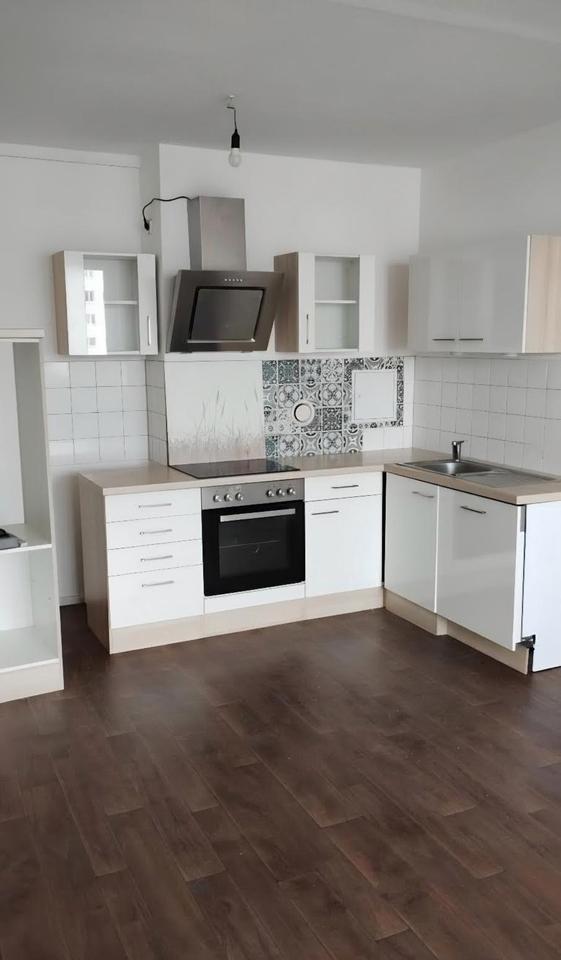 Thumbnail-Helle Sanierte 2 Zimmerwohnung Marzahn 12685