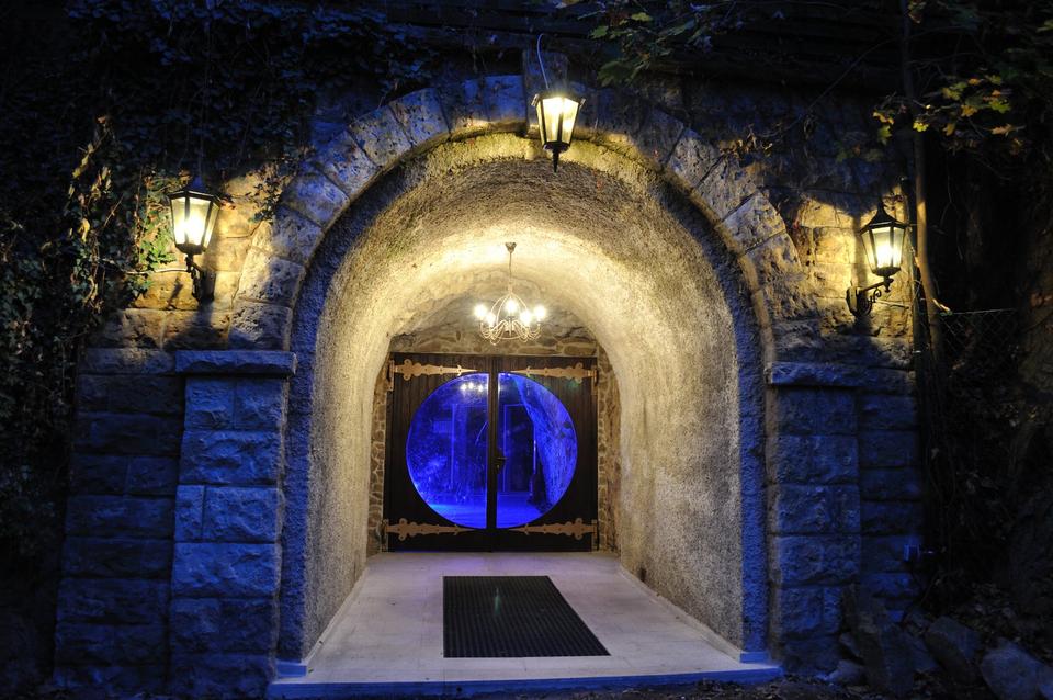 Thumbnail-Bunker Sicherheitslager Schutzraum Lager Stollen Höhle