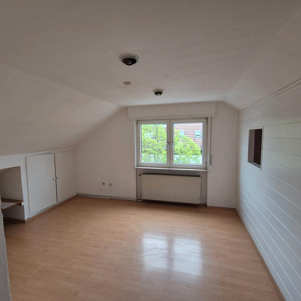 Thumbnail-Lu-Oggersheim - Einfache 1 Zimmerwohnung für Single-Haushalt