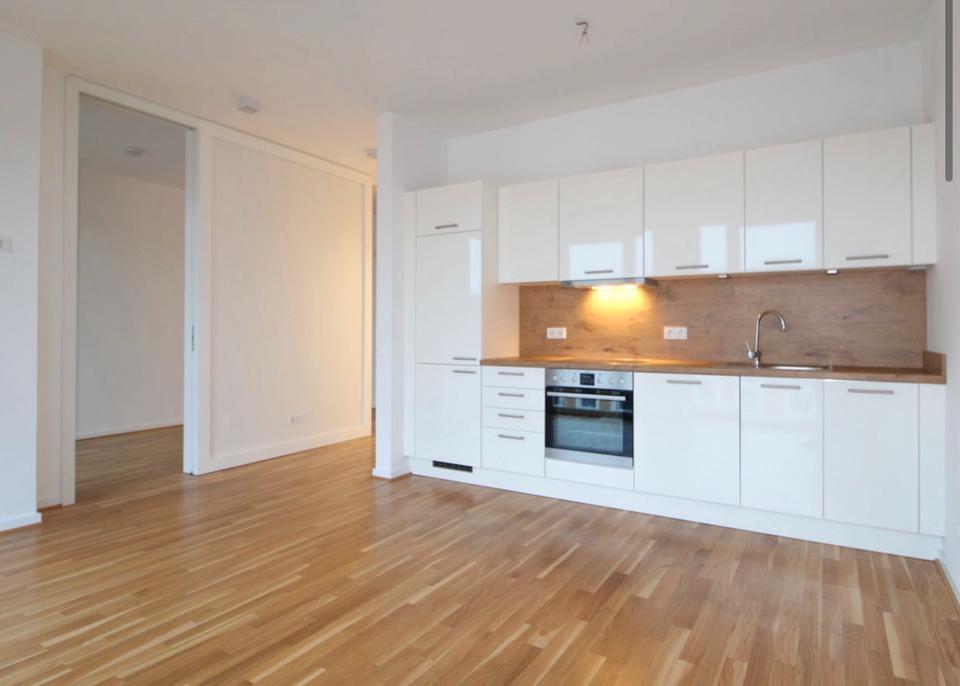 Thumbnail-Schöne 2-Zimmer-Wohnung mit Balkon und EBK in Eutritzsch