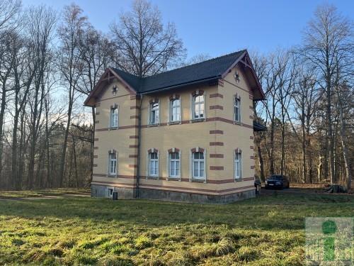 Thumbnail-Schöne 3-Raum-Wohnung mit PKW-Stellplatz unweit des Klinikums in 02708 Großschweidnitz zu vermieten!