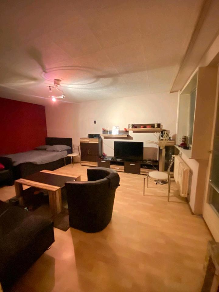 Thumbnail-Möblierte 1-Zi. Wohnung direkt an der Johannisthaler Chaussee