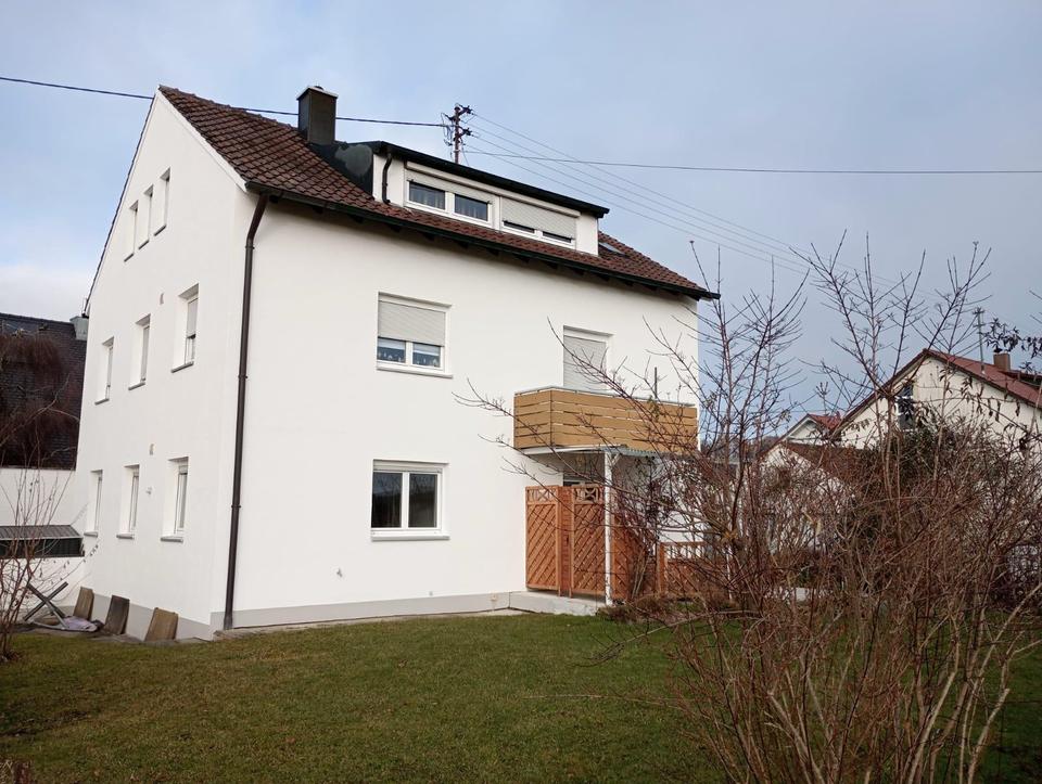 Thumbnail-Mehrfamilienhaus mit 3 Wohneinheiten in Illertissen