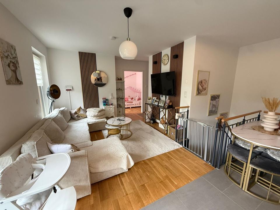 Thumbnail-3 Zimmer Wohnung mit Garten und Parkplatz