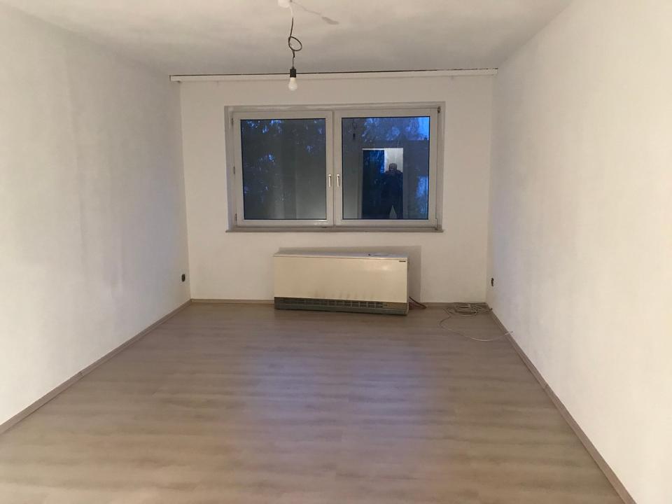 Thumbnail-3,5 Raum Wohnung Gladbeck-Innenstadtrandlage NUR Tel 0177-7357852