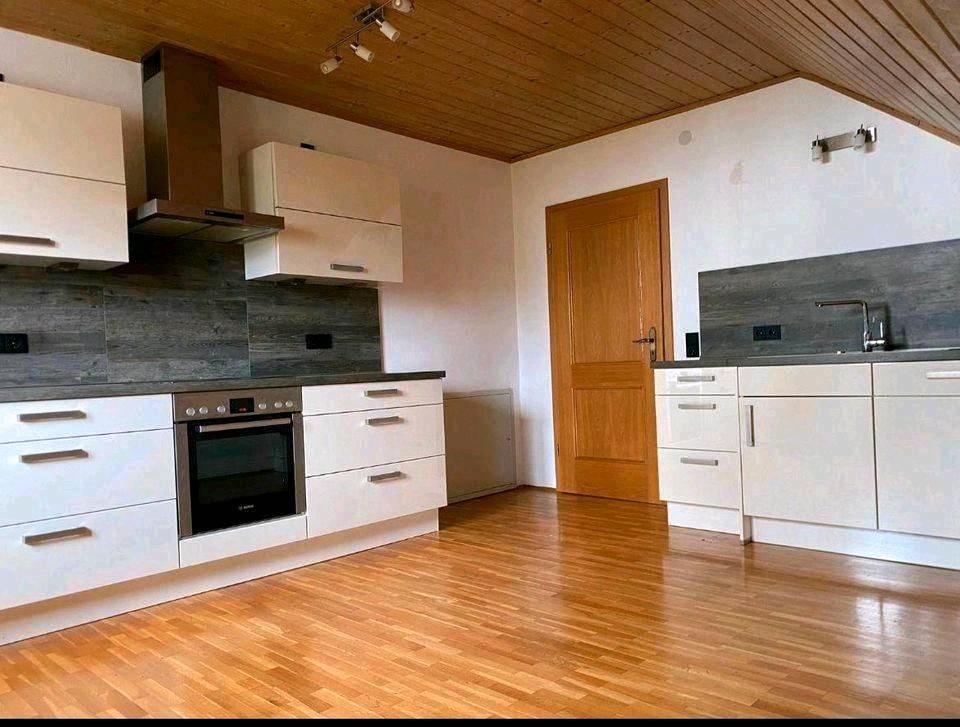 Thumbnail-Großzügige 2,5 Zimmer Wohnung in Regensburg Keilberg