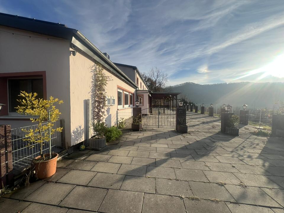 Thumbnail-Aussichtslage über Deggingen – Gastronomie & Wohnen mit Weitblick