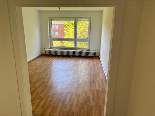 Thumbnail-3 Zimmer Wohnung, Küche, Bad, Parkplatz, Keller, Biden, renoviert
