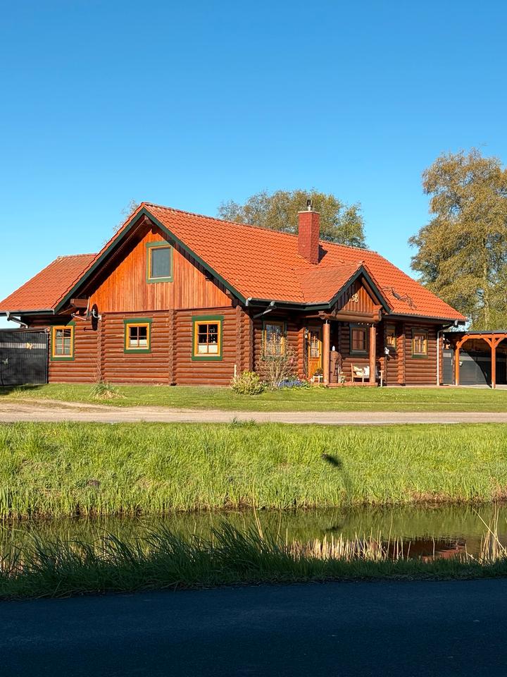 Thumbnail-Einfamilienhaus Rundbohlen Holzhaus zu verkaufen 157m2 Bauj2011
