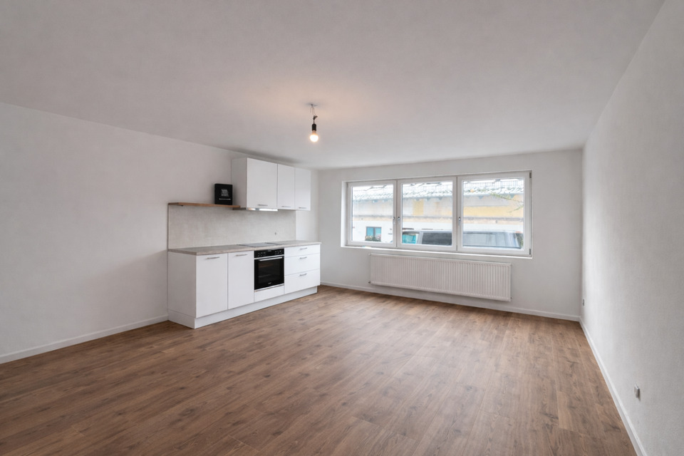 Thumbnail-Rundum modernisierte 2-Zimmer-Wohnung, Single, altersgerecht