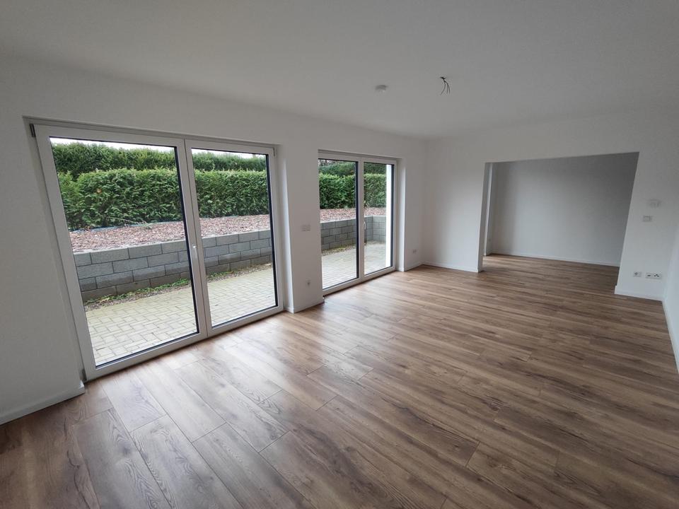 Thumbnail-3-Zimmer-Souterrainwohnung in Lotte – modern, hell & mit Terrasse