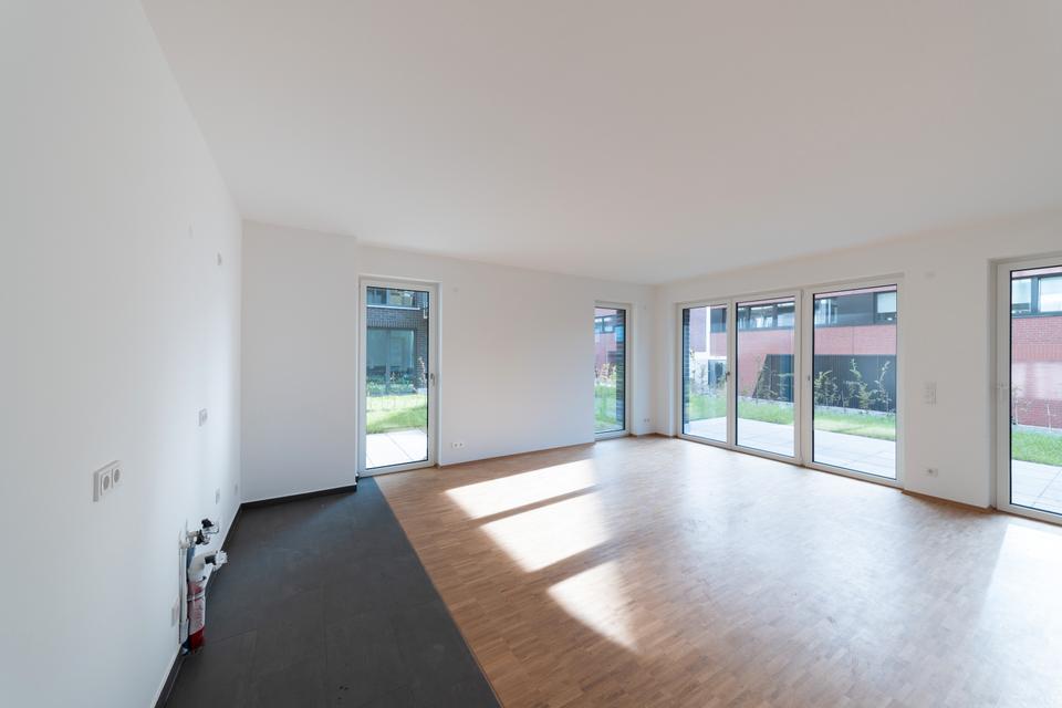 Thumbnail-3-Zimmer-Wohnung mit Gartenanteil & Stellplatz- WE98