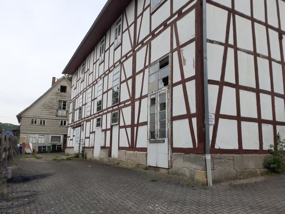 Thumbnail-Fachwerkhaus sanierungsbedürftig mit Garten, und große Scheune