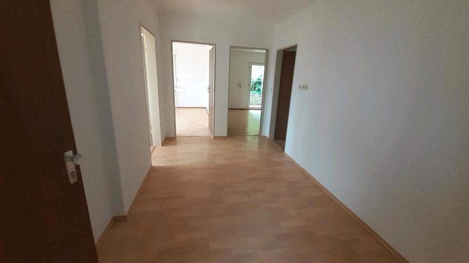 Thumbnail-3-Zimmer-Wohnung