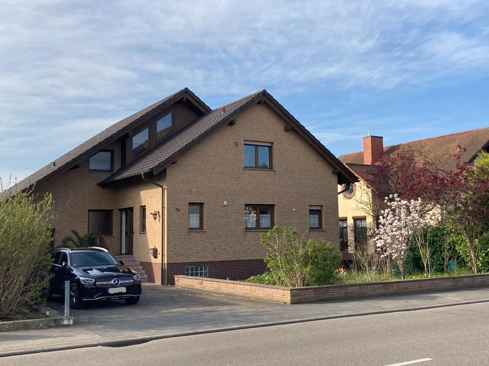 Thumbnail-freistehendes Einfamilienhaus in Haßloch mit rd. 200 qm