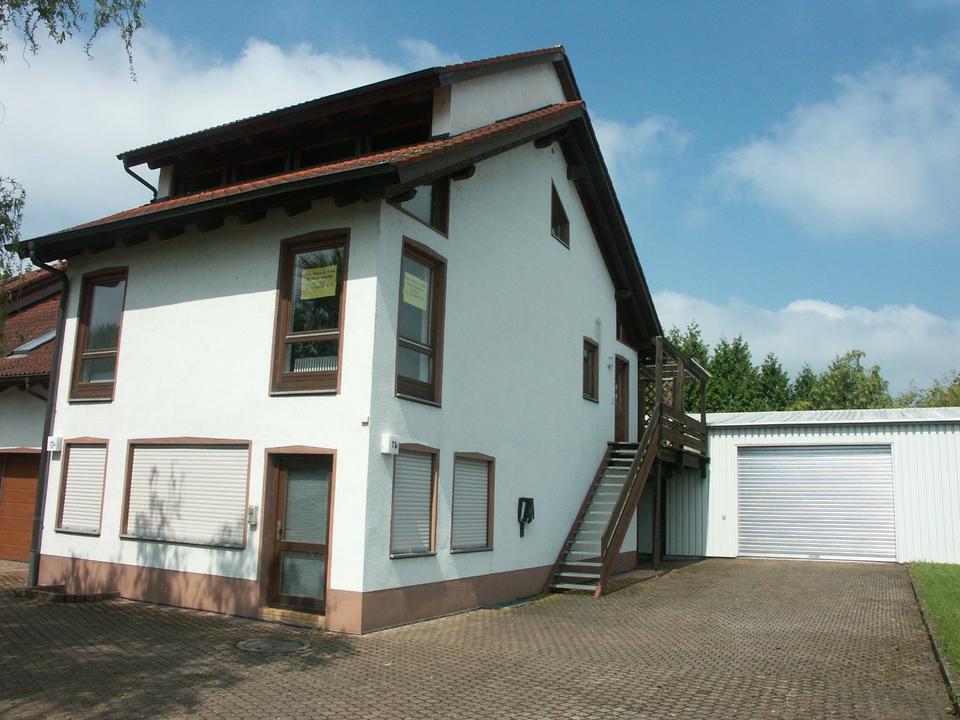 Thumbnail-5Zi Wohnung mit Gewerbeanteil - Ideal für Praxis oder Büro