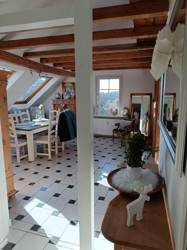 Thumbnail-Wohnung mit Aussicht und Charme