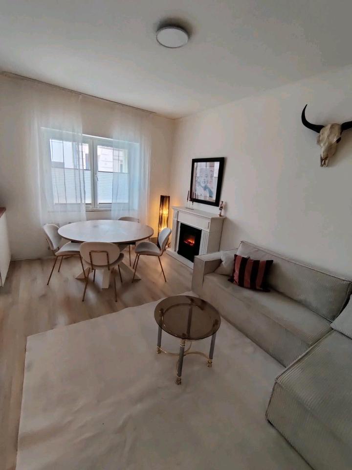 Thumbnail-Helle 2 Zimmer Wohnung in Nippes Köln (Mindestmietzeit 2 Jahre)