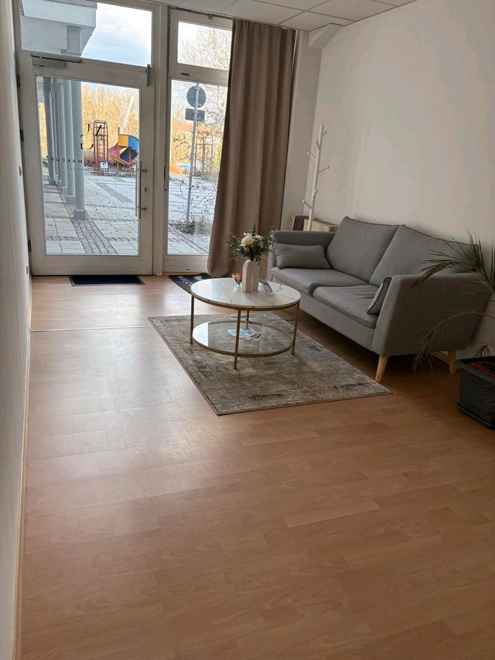 Thumbnail-Praxisraum Kosmetikstudio - Büro zur Miete (42 m²)