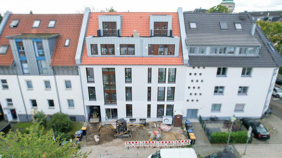 Thumbnail-Bevorzugte Lage im beliebten Geistviertel - kernsanierte 2. OG- Wohnung mit Balkon