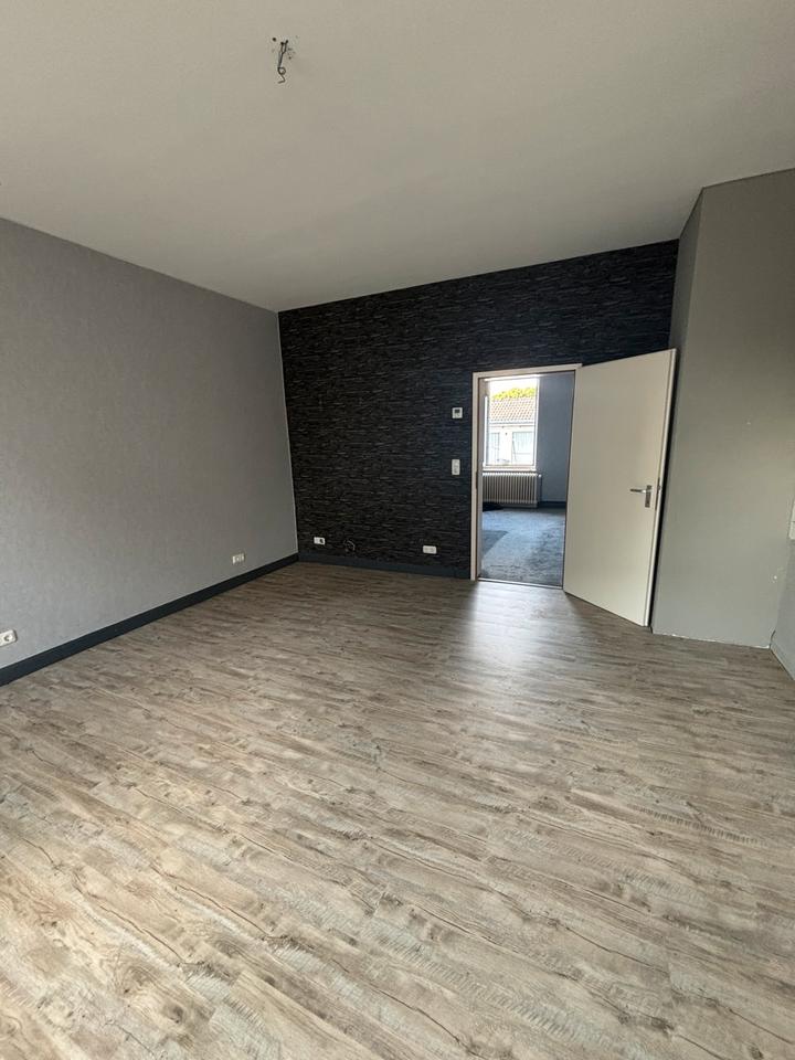 Thumbnail-Renovierte 2-Zimmer Wohnung in Bochum Höntrop