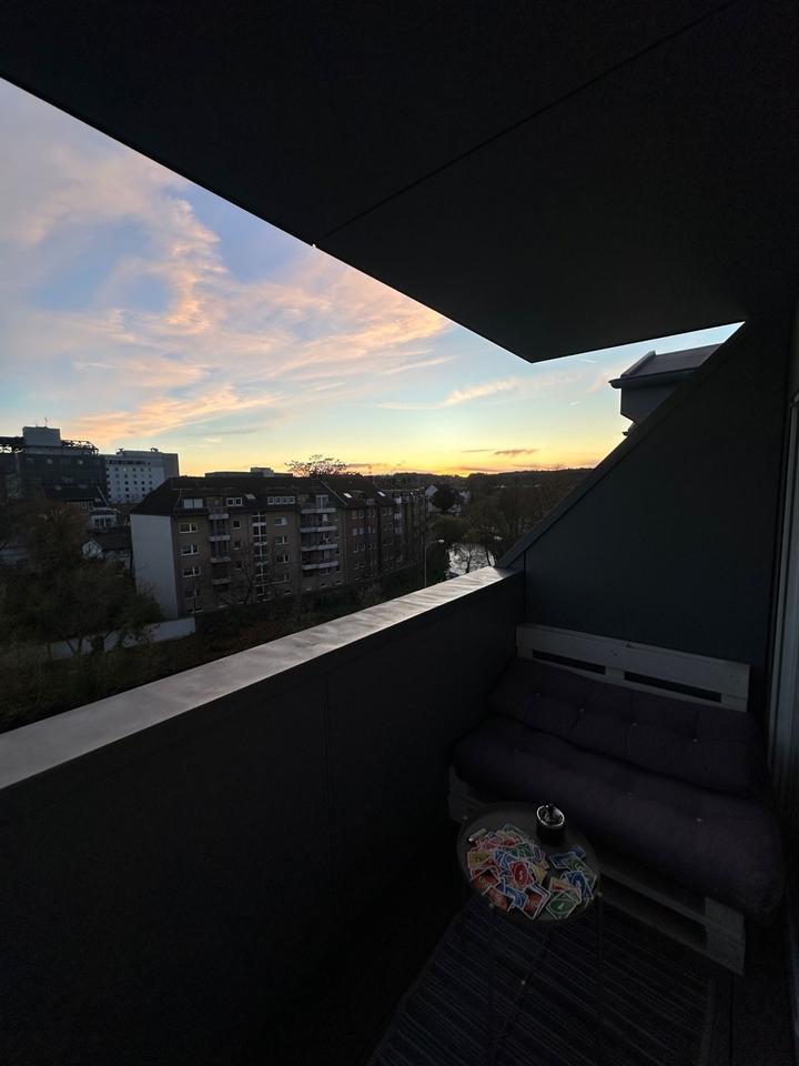 Thumbnail-Sehr helle zentral gelegene 3 Zi, DG Wohnung in Eschweiler