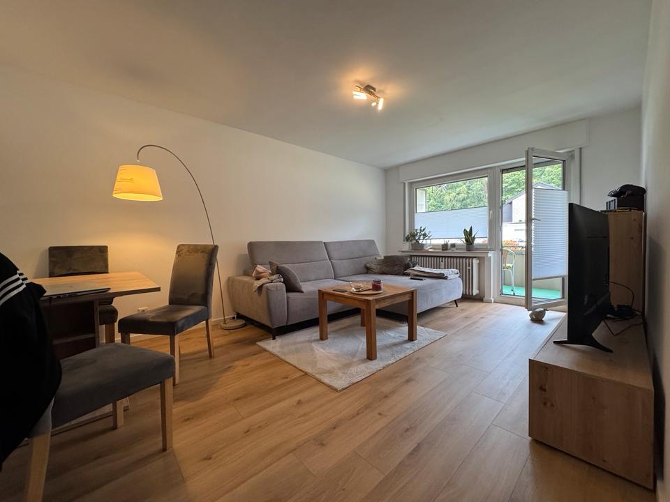 Thumbnail-ZU SOFORT 2-Zimmerwohnung mit Einbauküche & Südbalkon
