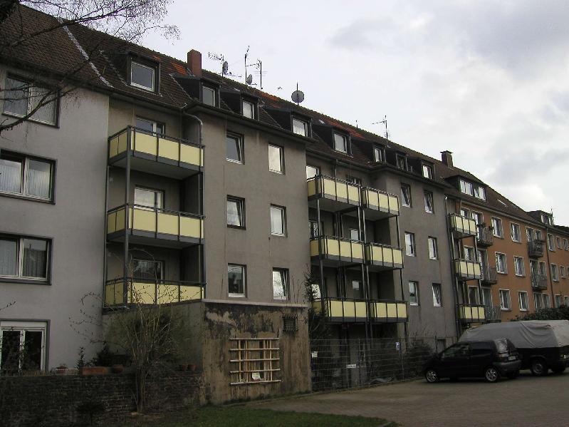 Thumbnail-2-Raum Wohnung mit Balkon in Essen Frohnhausen für Selbstzahler