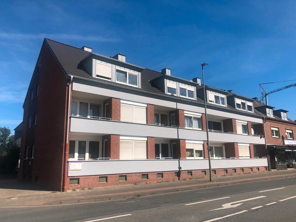 Thumbnail-2,5 Zimmerwohnung, 46qm, 2. OG(DG) zu vermieten