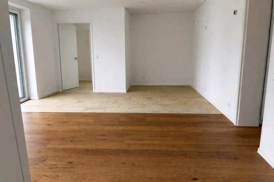 Thumbnail-Schöne, altersgerechte EL-Wohnung im EG mit Terrasse