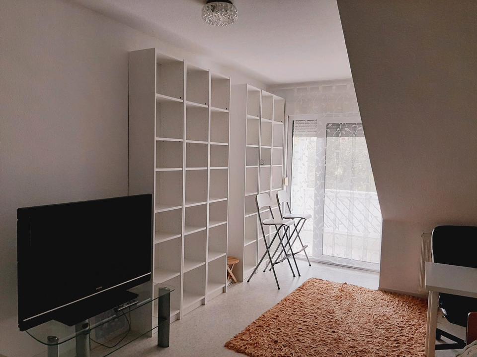 Thumbnail-Gepflegtes möbliertes Zimmer mit Parkplatz – 25 €Nacht