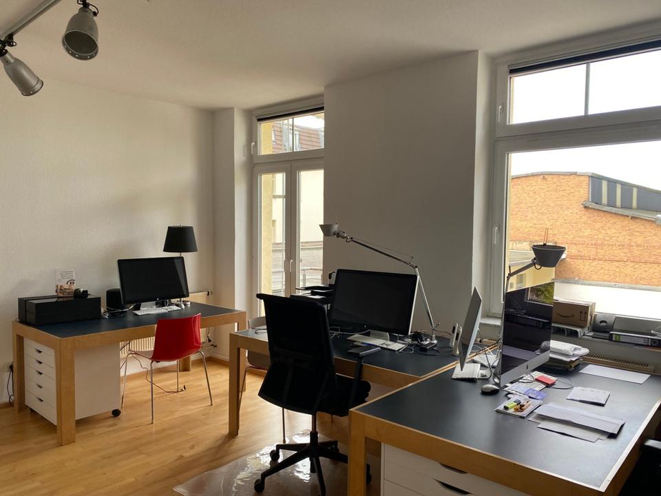Thumbnail-Büro Praxis mit Balkon optional PKW-Stellplatz kerns. Altbau
