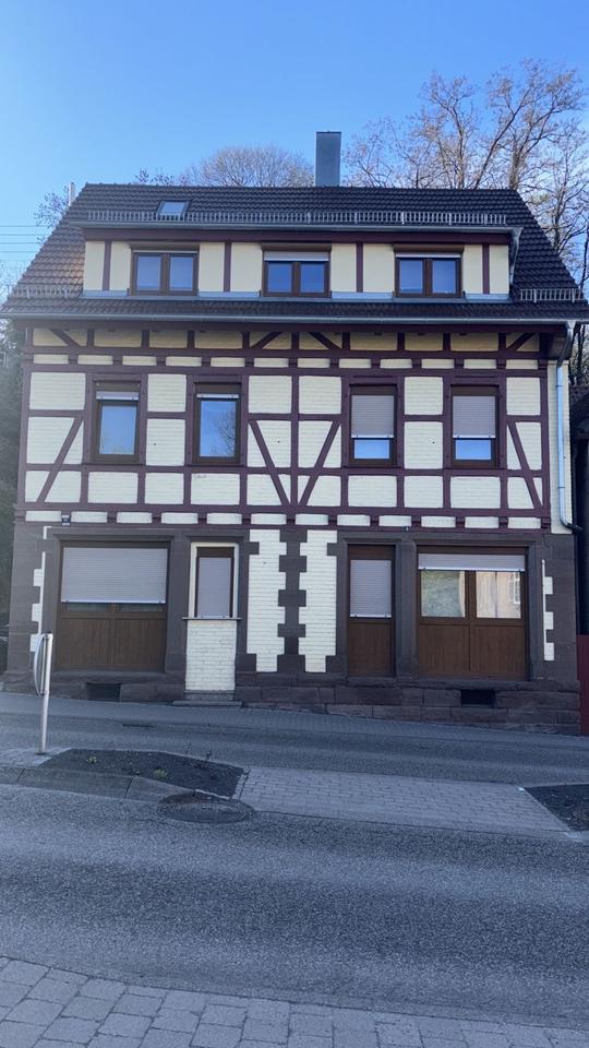 Thumbnail-WG-Haus in Maulbronn mit 9 Wohn-Schlafräumen möbiliert