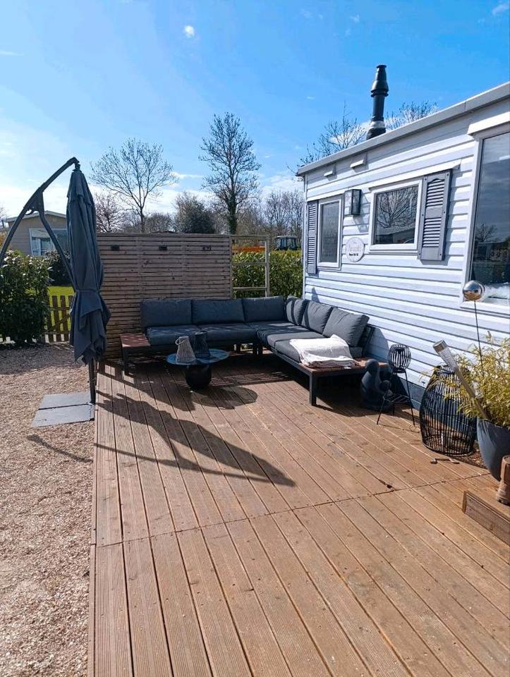 Thumbnail-Caravan in Schagen mit Hund am Meer