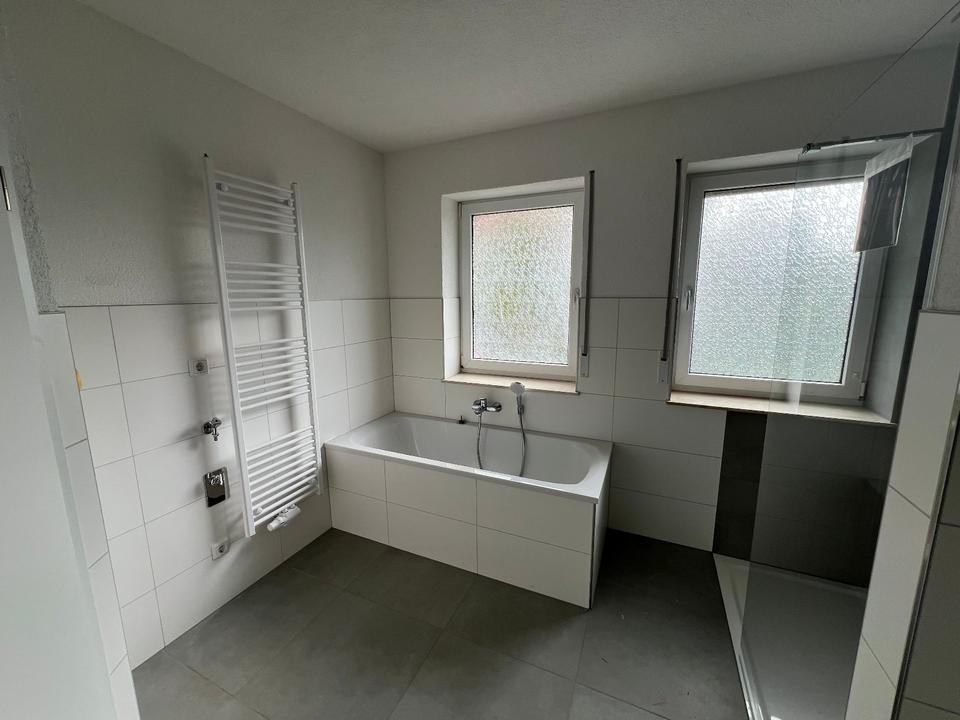 Thumbnail-Lichtdurchflutete 4-Raum-Wohnung mit traumhaftem Ausblick