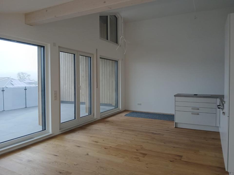 Thumbnail-Luxus 4-Zimmerwohnung im 2.OG in Satteldorf mit großer Dachterrasse