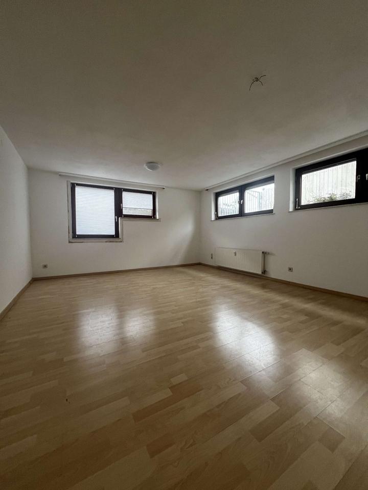 Thumbnail-Helle 2,5-Zimmer Wohnung mit Küche und Stellplatz in Sindelfingen