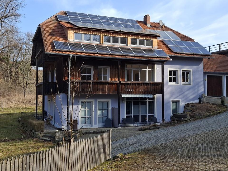 Thumbnail-Schöne helle 4-Zimmer Wohnung in Katzbach zu vermieten