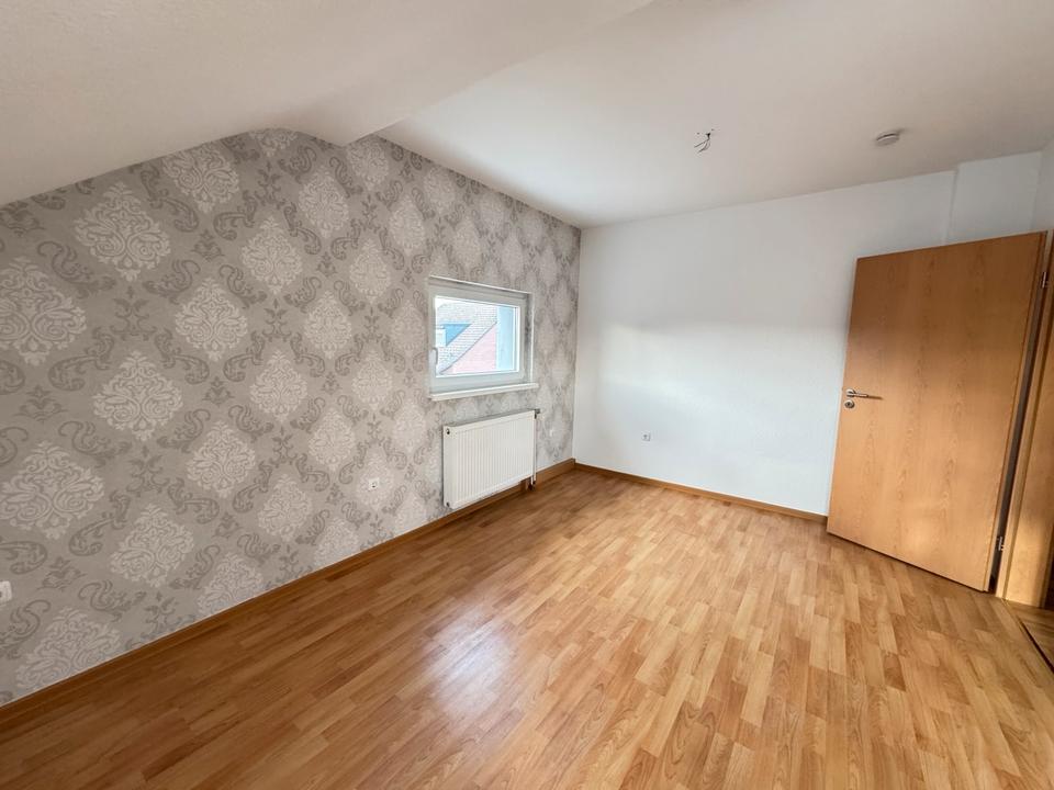 Thumbnail-Mietwohnung (2,5 Zimmer) mit Stellplatz, Garten und Keller ❗️