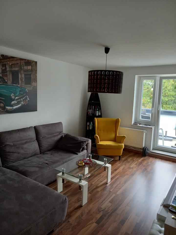 Thumbnail-Möblierte 2-Zimmer Wohnung + Balkon + Keller