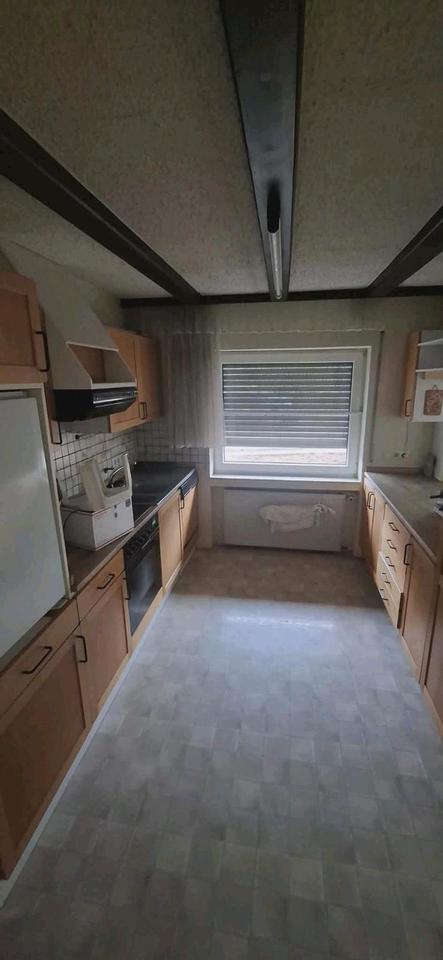 Thumbnail-Großzügige 4-5 Zimmer Wohnung in ruhiger Lage in Sannerz