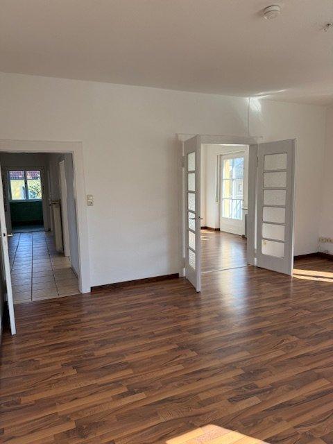 Thumbnail-4-Zimmer Wohnung im 2. OG, frisch saniert in Bayreuth Altstadt