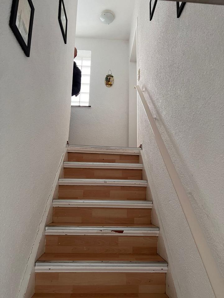 Thumbnail-Ein Zimmerwohnung mit Kochnische und Bad in Waschenbach zu Verm