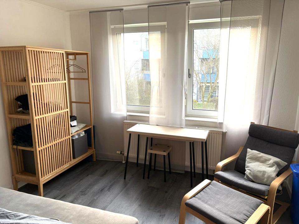 Thumbnail-Helle 1-Zimmer-Wohnung mit Balkon & Stellplatz in KA-Oberreut