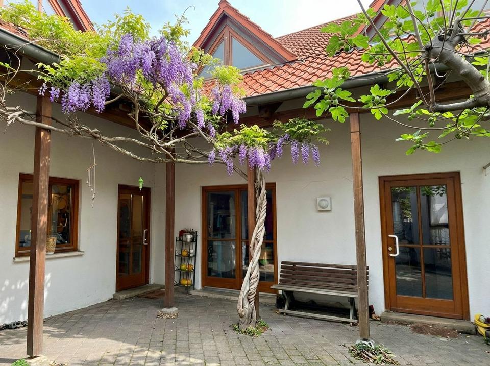 Thumbnail-Altstadthaus mit Innenhof, Garage, Domnähe – offenes Raumkonzept